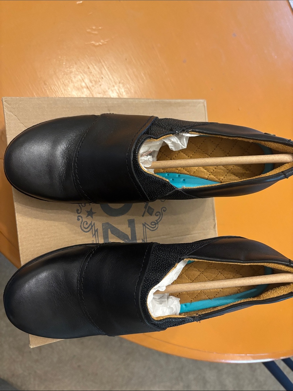 Black Slip-On Women's Mozo Shoes